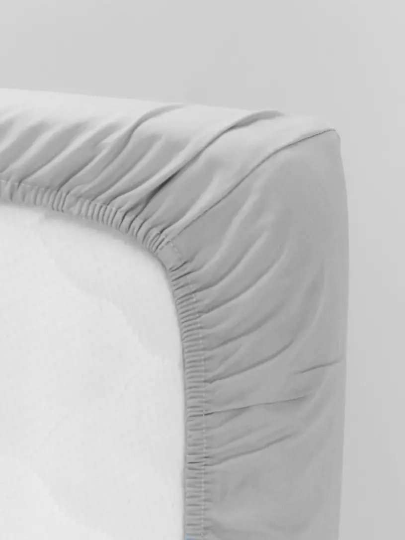 Простыня на резинке Топотушки 002/1 белый Графит